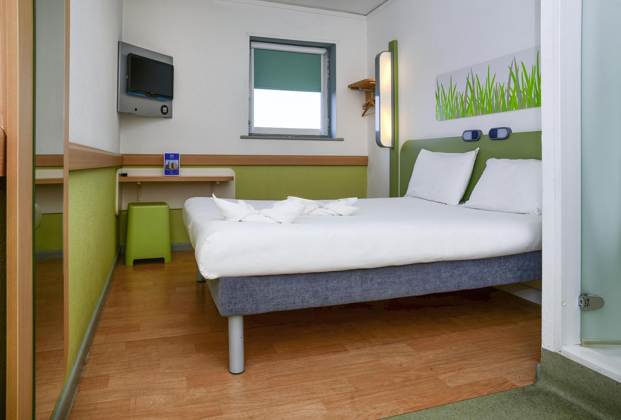 Ibis Budget Tours Nord Екстериор снимка