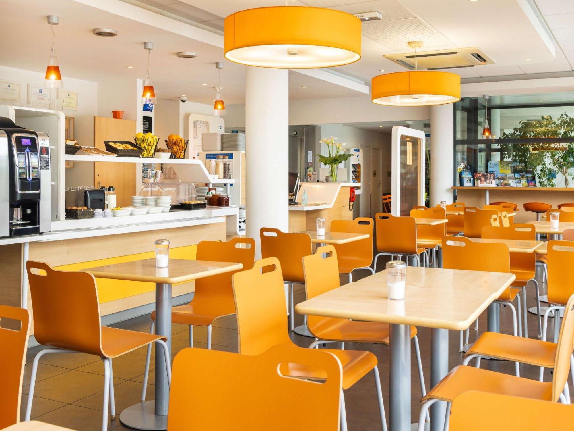 Ibis Budget Tours Nord Екстериор снимка
